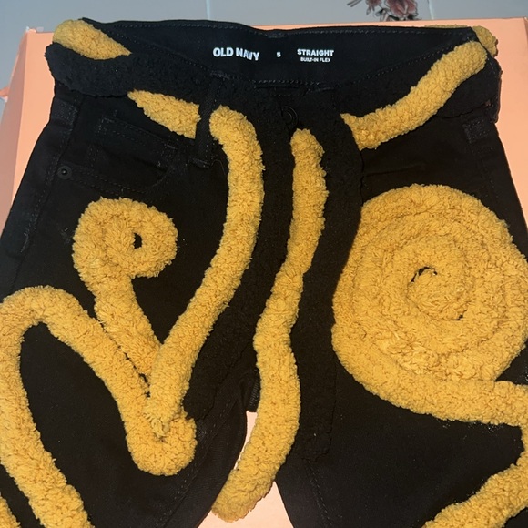 Party Jeans - Picture 2 of 4